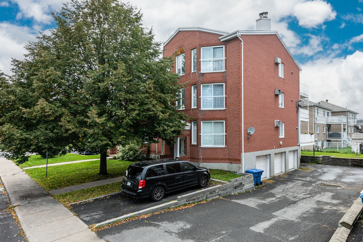 Appartement à vendre 2440 Rue Aubert Brossard