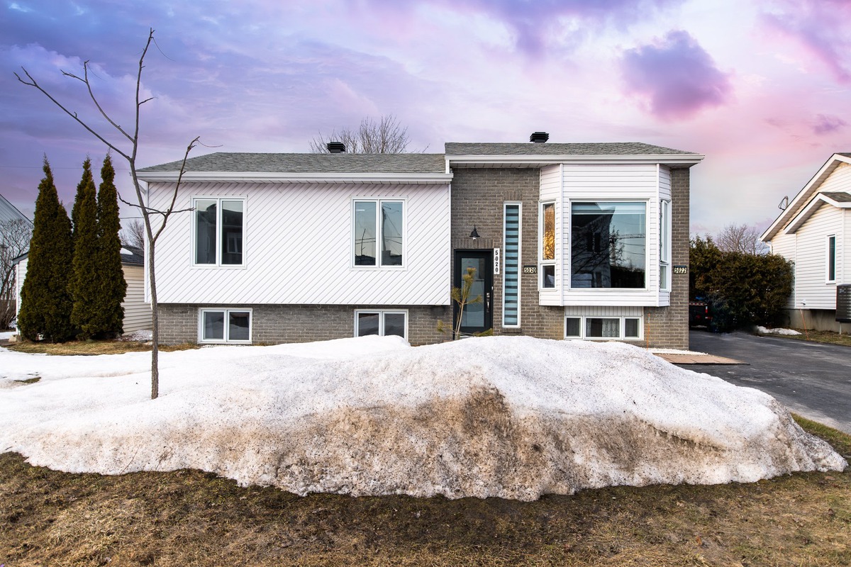 Maison à paliers multiples à vendre 5020 5022 Rue des Ormes Sainte