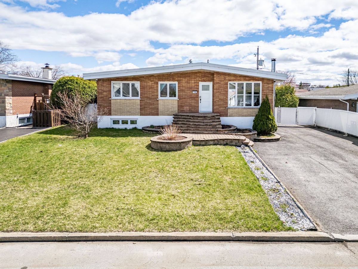 VENDU Maison de plainpied à vendre 790 Rue Vaudreuil Repentigny