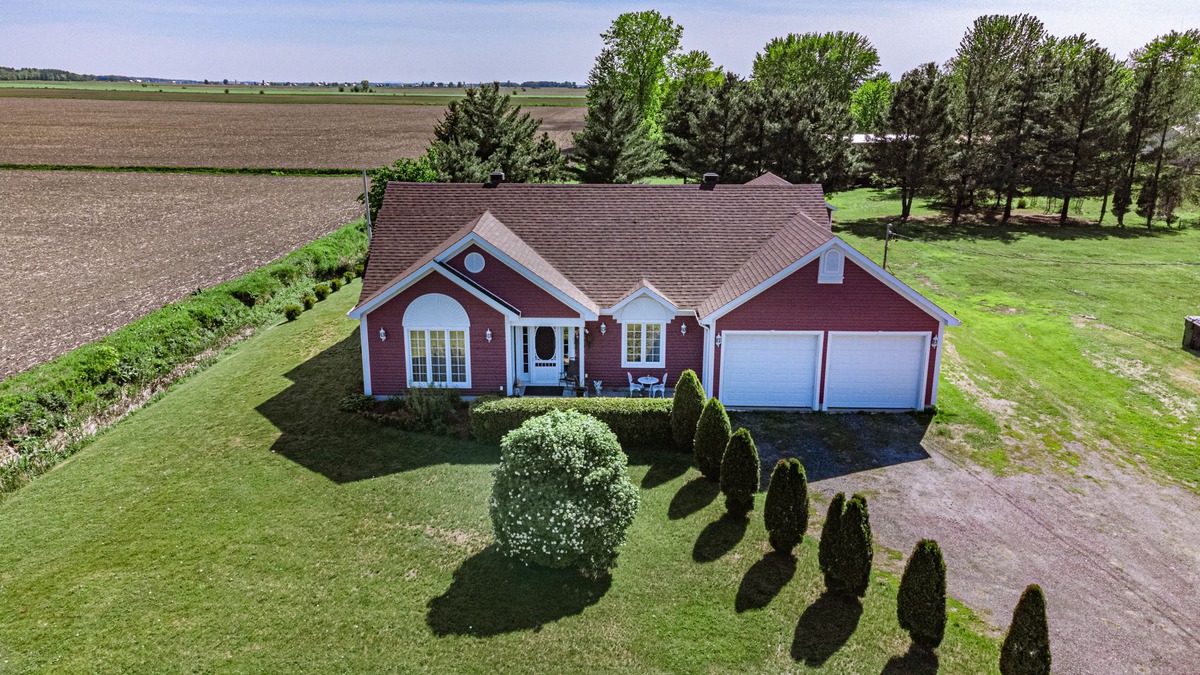 Maison de plainpied à vendre 295 Route 143 SaintPiedeGuire