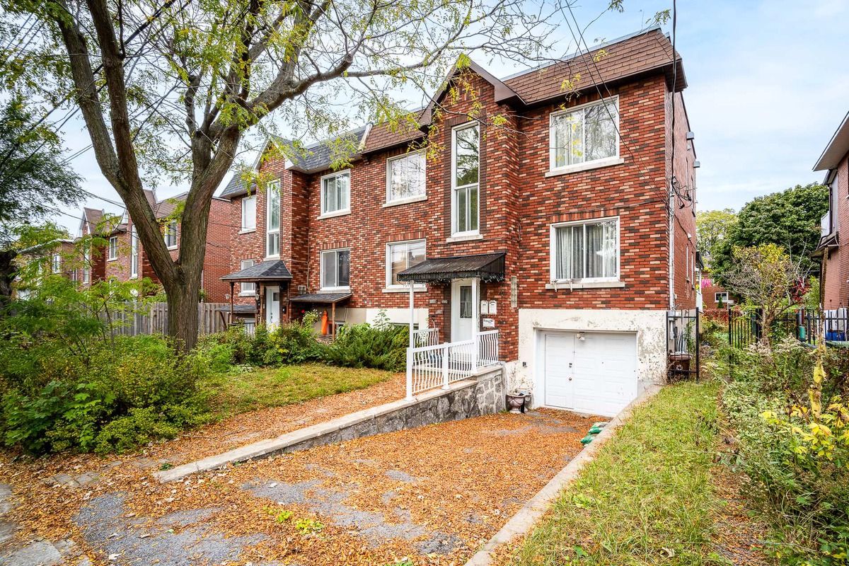 Duplex for sale 4905 4907 Av. Mariette Montréal (CôtedesNeiges