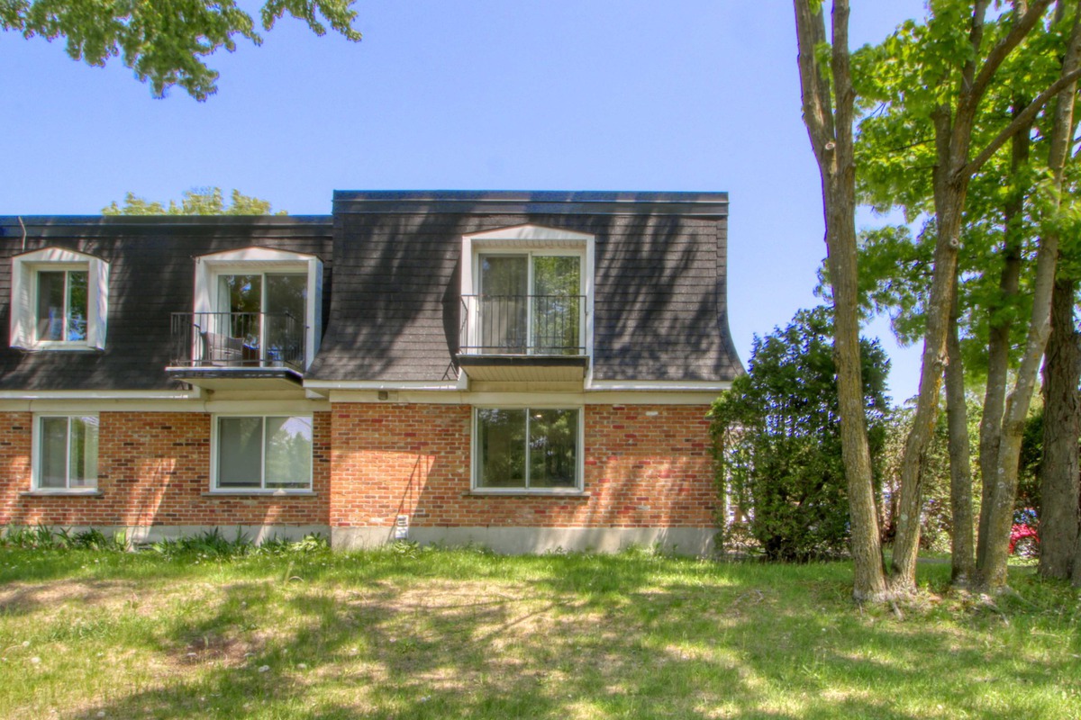 Appartement à vendre 526 Rue Verschelden SainteThérèse