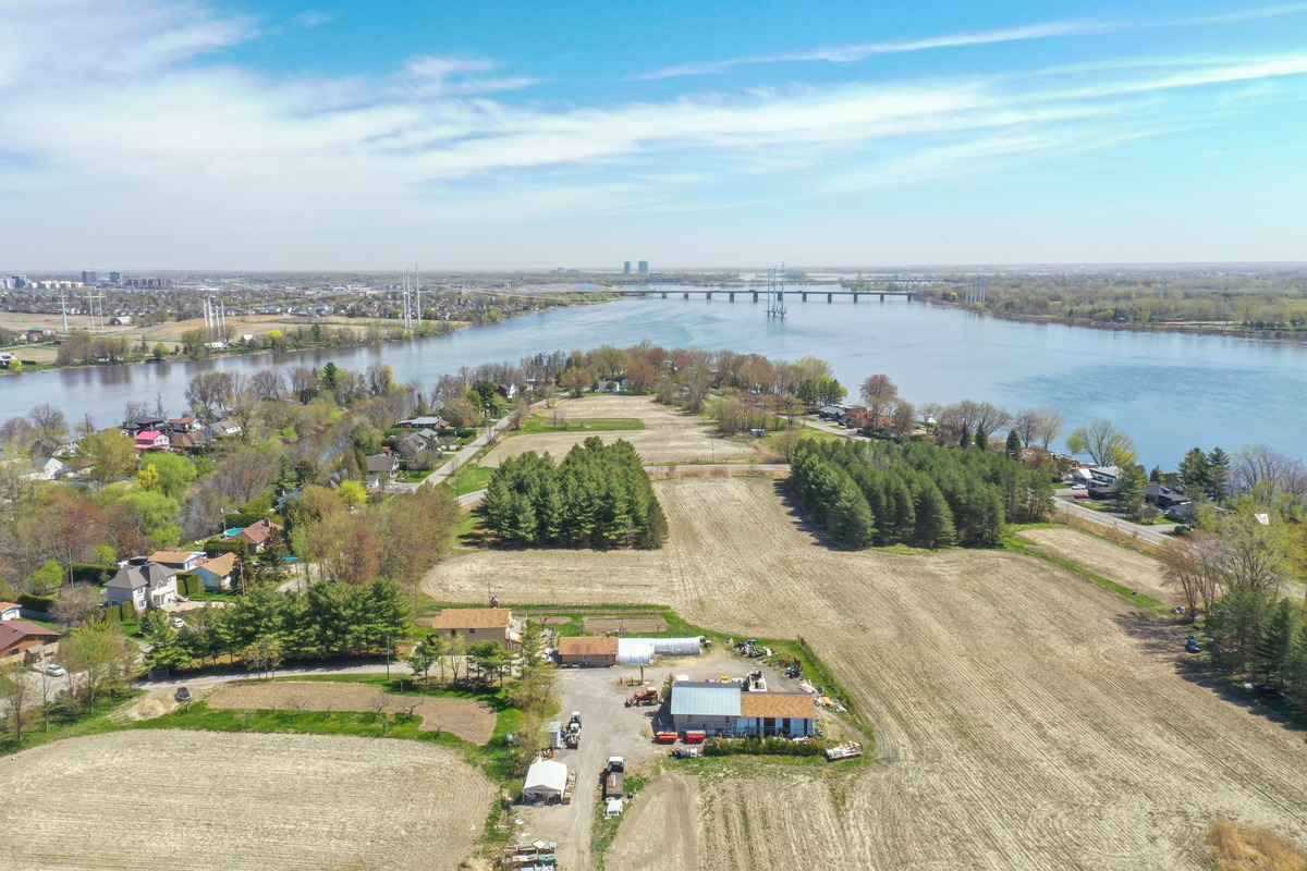 Bungalow for sale 10690 Boul. des MilleÎles Laval (SaintFrançois)