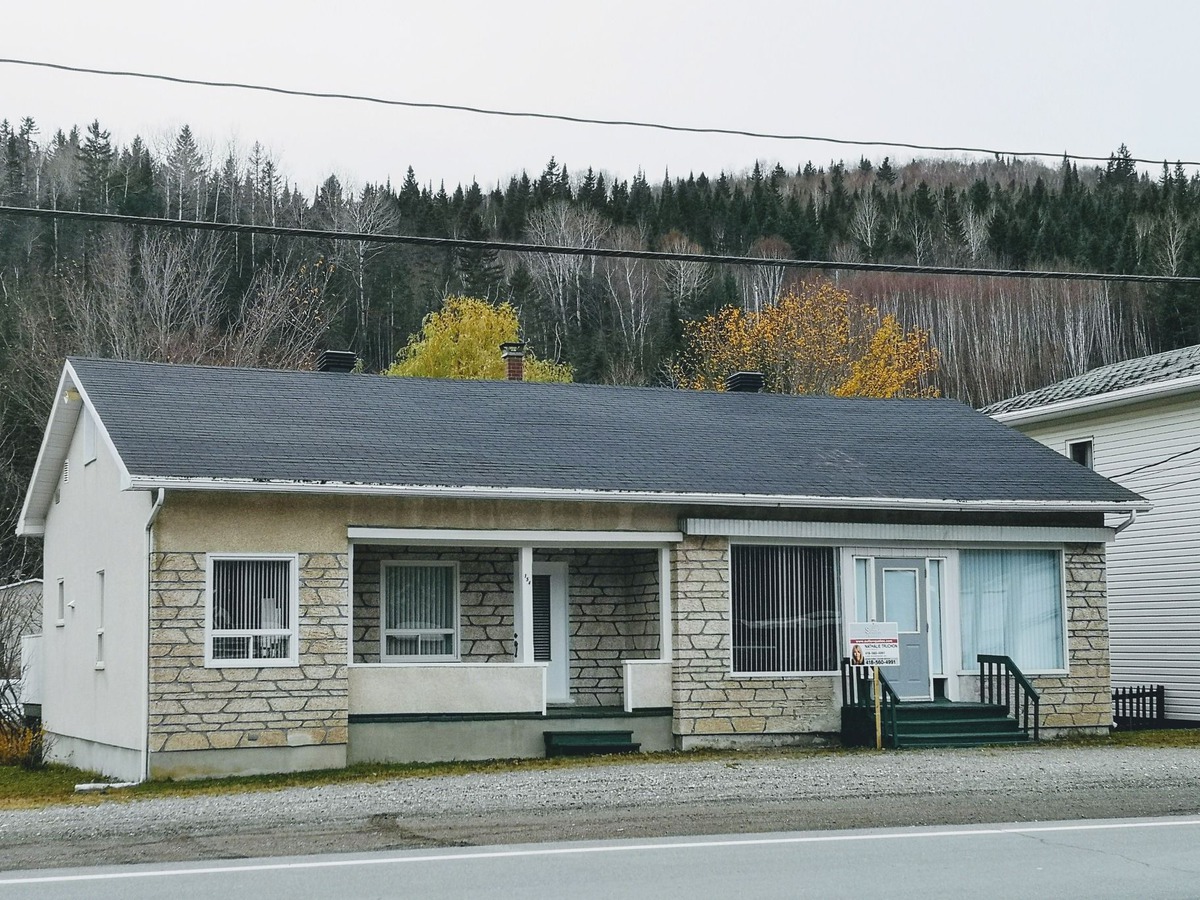 Maison à un étage et demi à vendre 154 Av. StRené SaintRenédeMatane