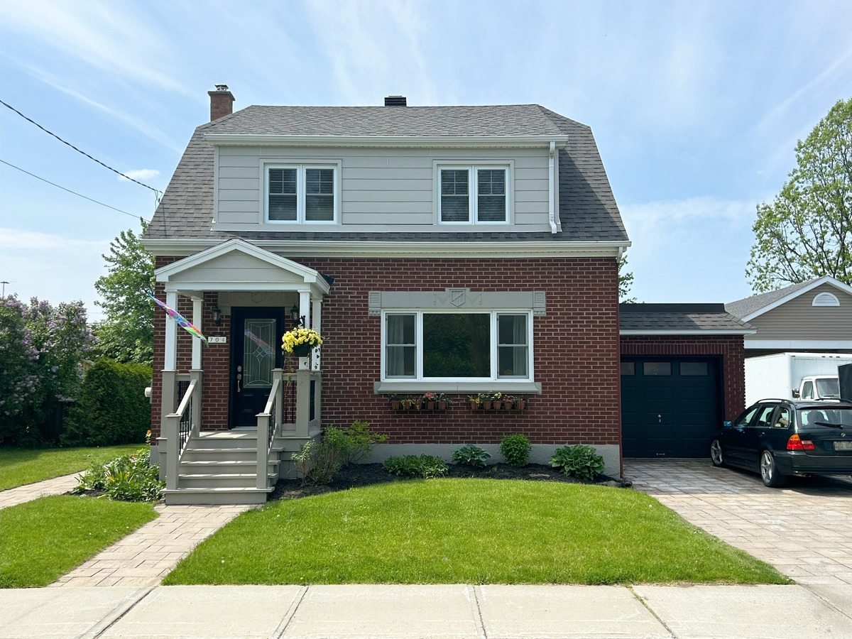 Maison à étages à vendre 704 Boul. Kirk Farnham