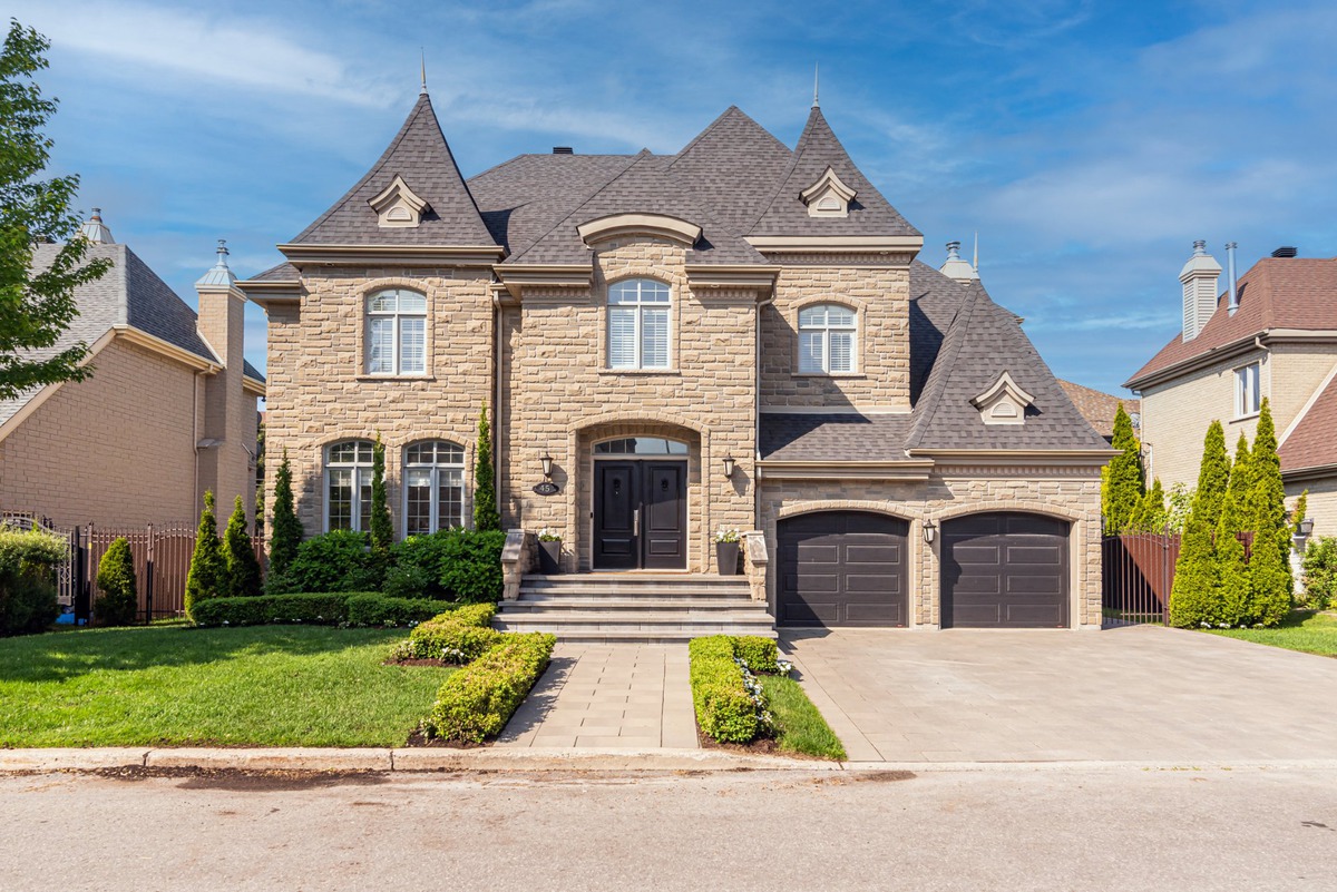 Maison à étages à vendre 45 Rue PierreTrudeau DollardDes Ormeaux