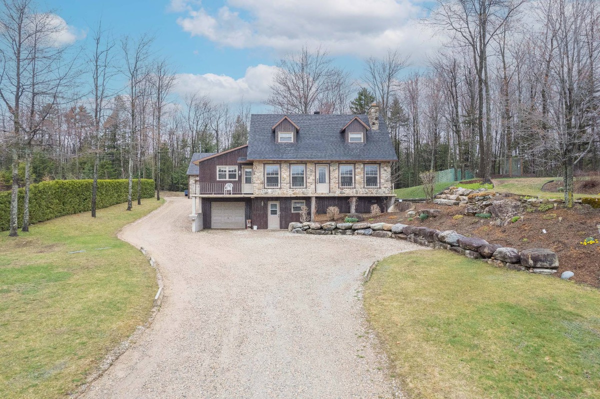 Maison à étages à vendre 4301 Route 112 Ascot Corner