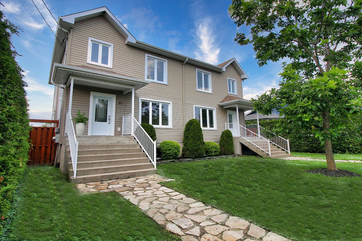 Maison à étages à vendre 51 Rue PieXII S. Magog