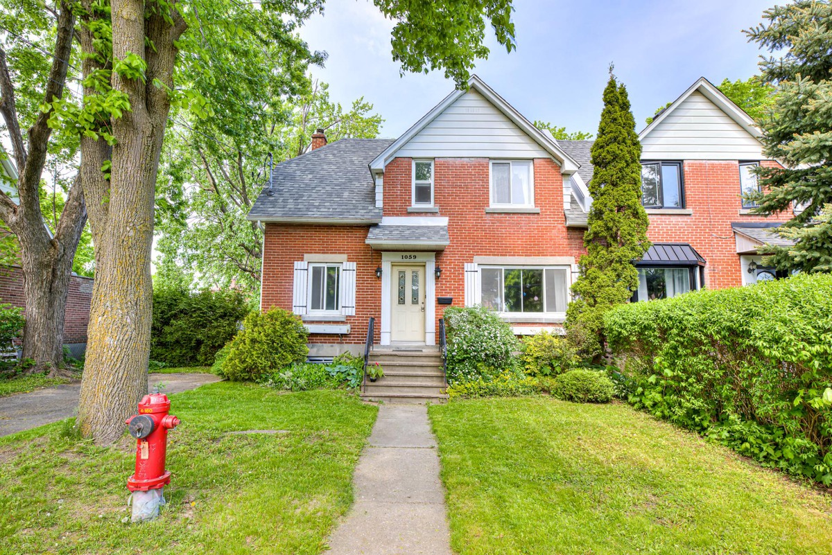Maison à étages à vendre 1059 Rue Trudeau Montréal (SaintLaurent)