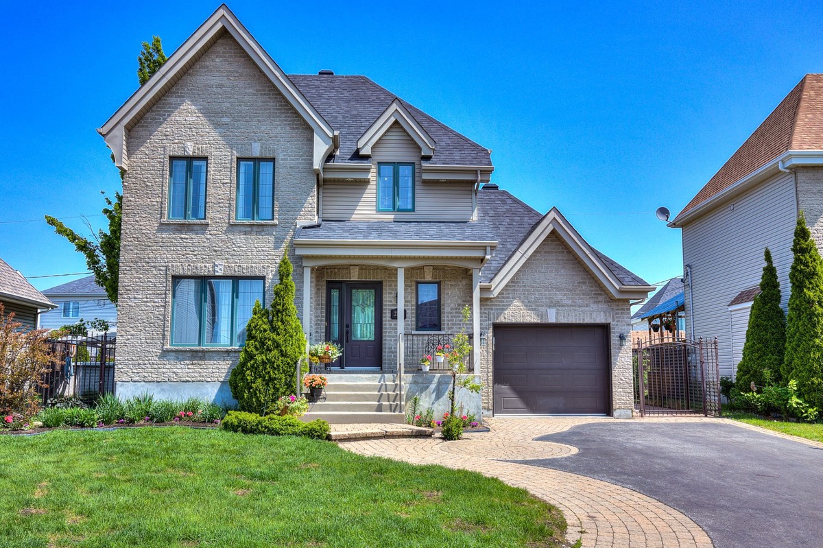 Maison à étages à vendre 2744 Rue des Dahlias VaudreuilDorion