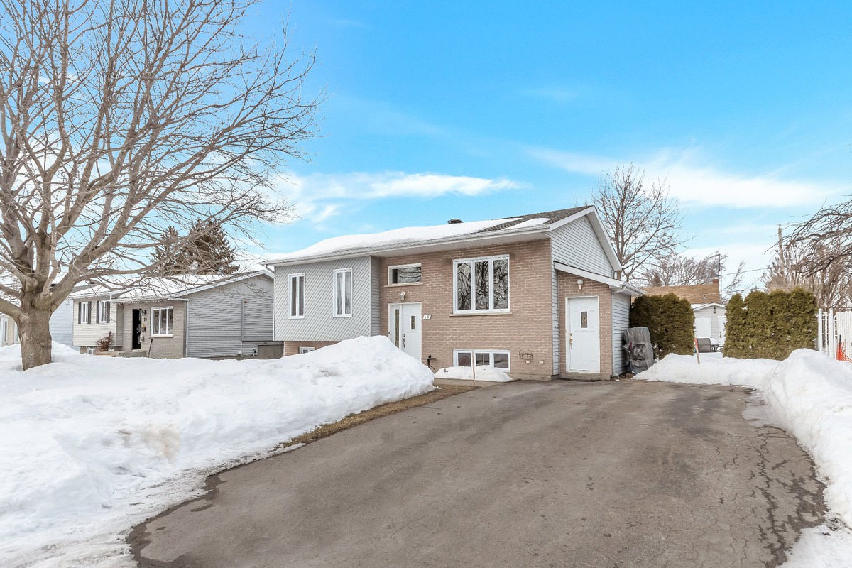 Maison de plainpied à vendre 19 19A Rue de Laval Mercier