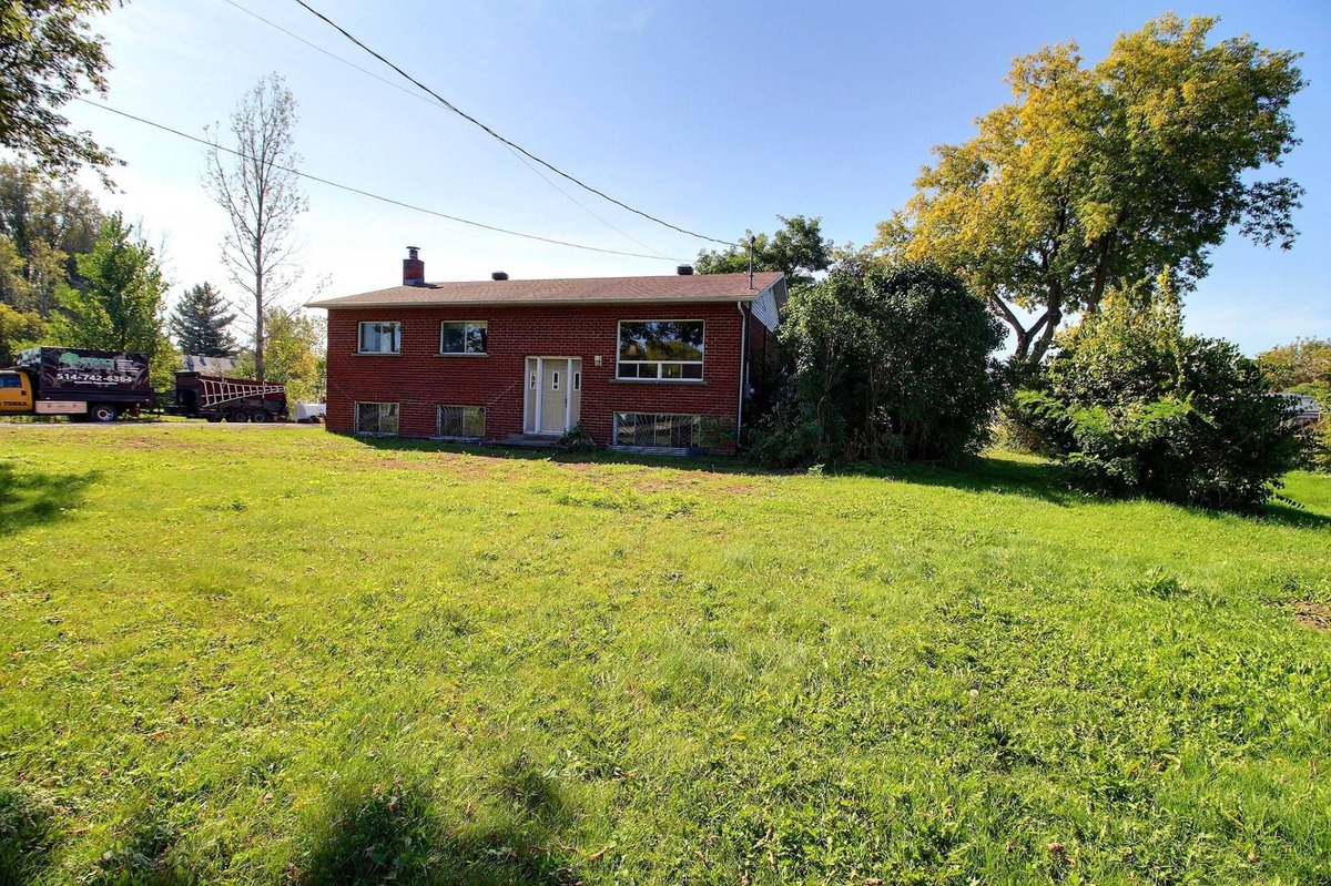 VENDU Maison de plainpied à vendre 9095 Ch. de Chambly Longueuil (SaintHubert)