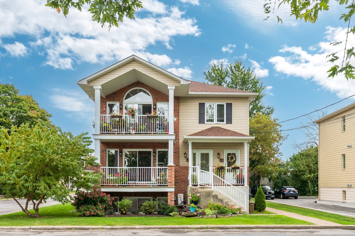 Appartement à vendre 7 Rue SteAngélique, app. A VaudreuilDorion