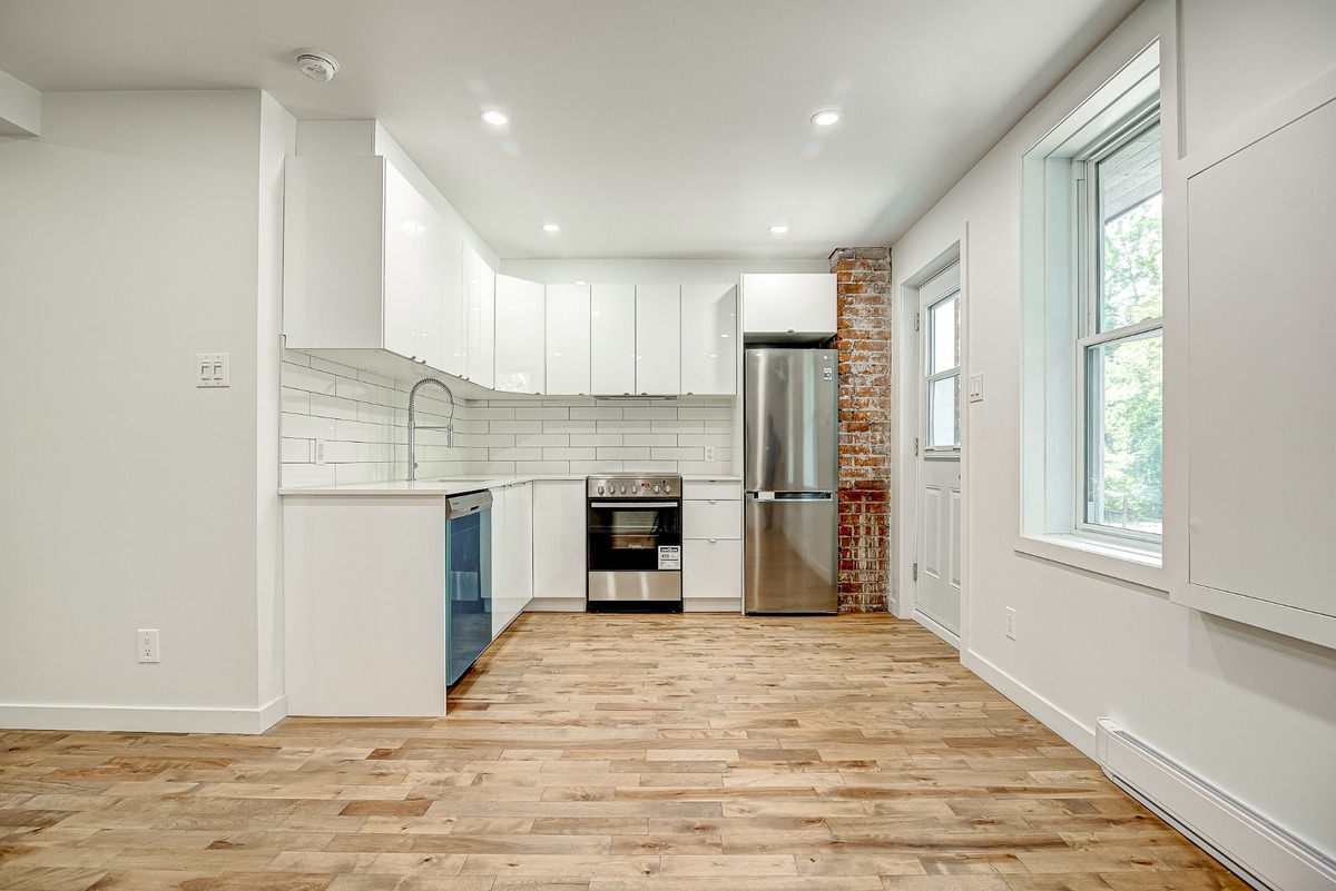 Appartement à louer 2629 Rue Delisle Montréal (Le SudOuest)