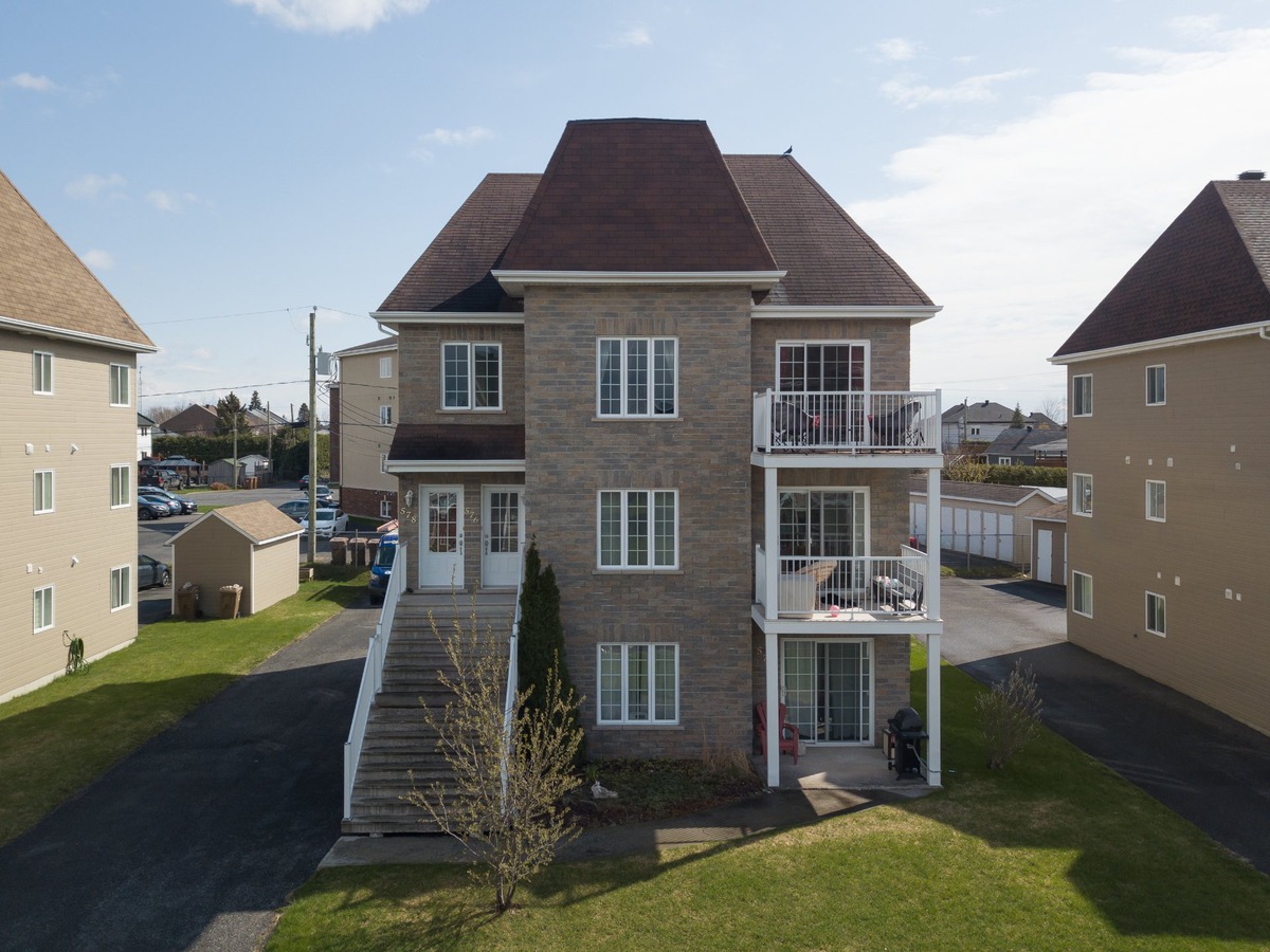 VENDU Appartement à vendre 578 Rue Bernard Marieville