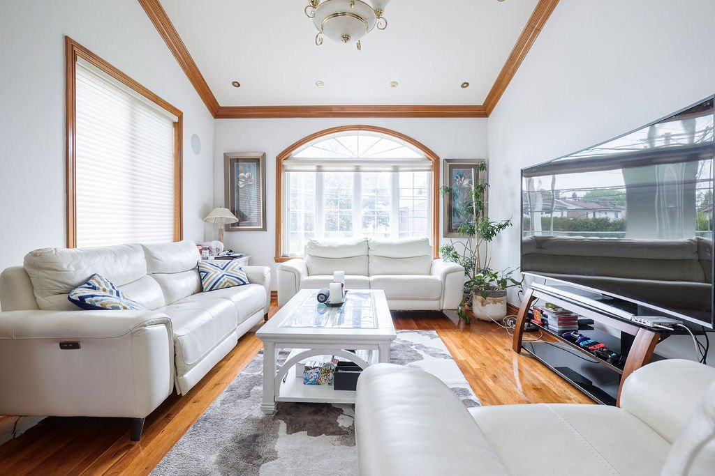 Maison à étages à louer 17677 Ch. SteMarie Kirkland