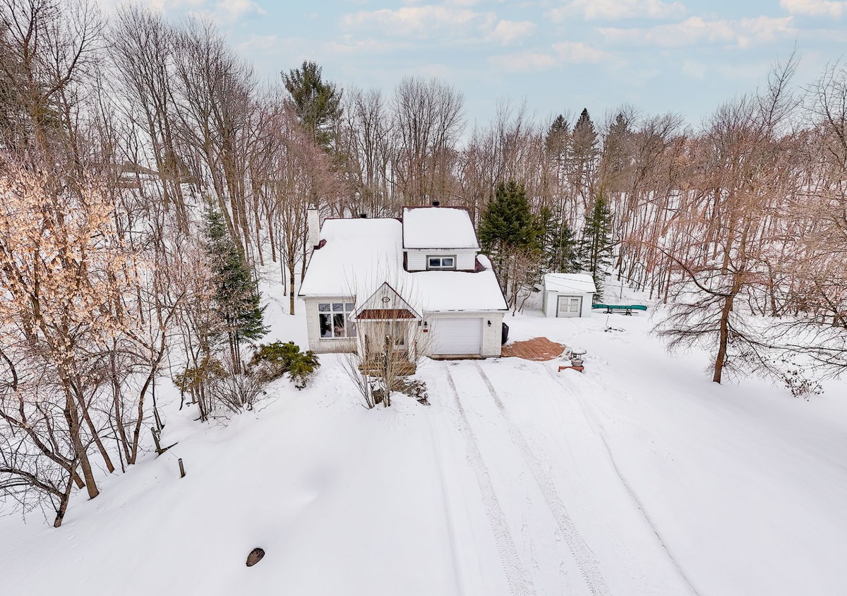 VENDU Maison à étages à vendre 301 Rue Vadnais SaintCuthbert