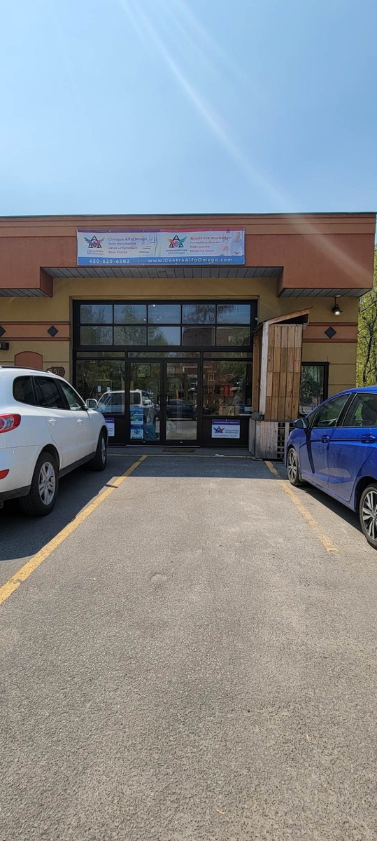 Condo commercial à vendre 85 Boul. SteRose, app. E Laval (SainteRose)