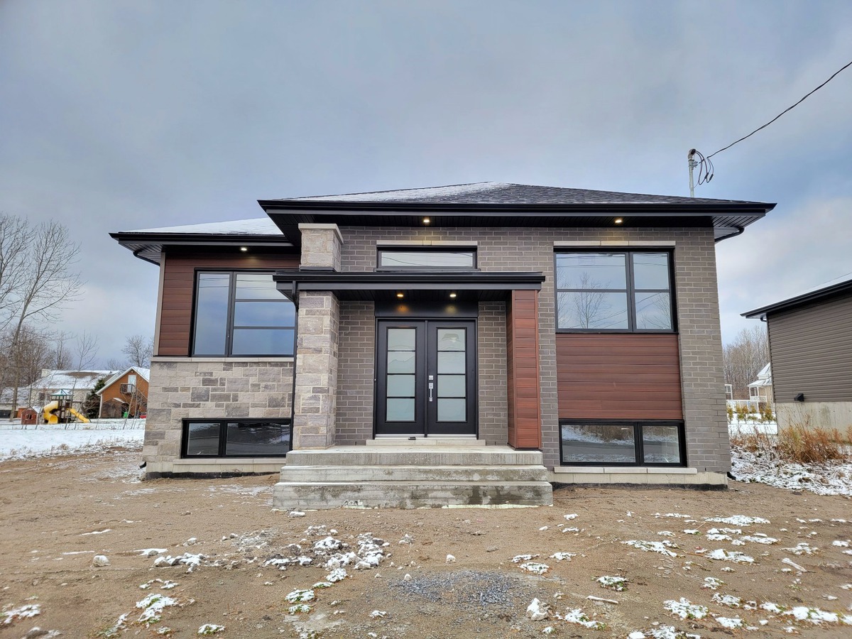 Maison de plainpied à vendre Rue Bouchard SaintHonoré