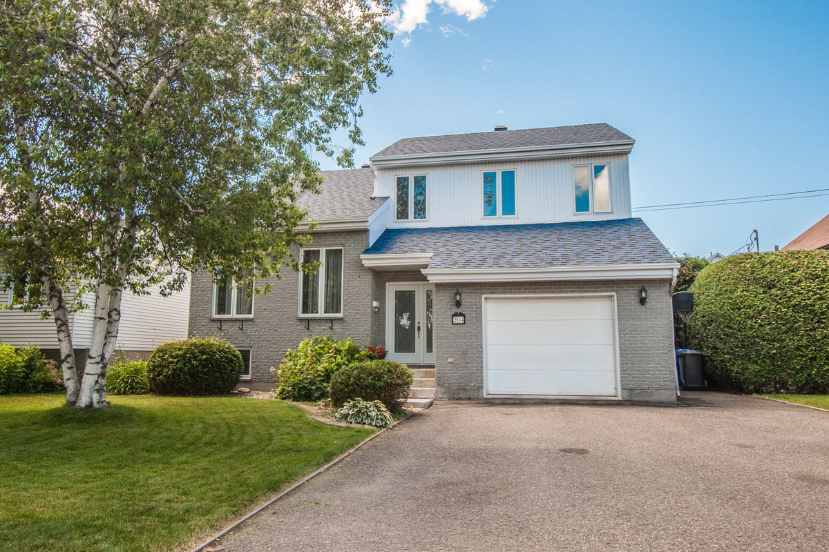Maison à étages à vendre 204 Rue de Niagara Repentigny (Repentigny)