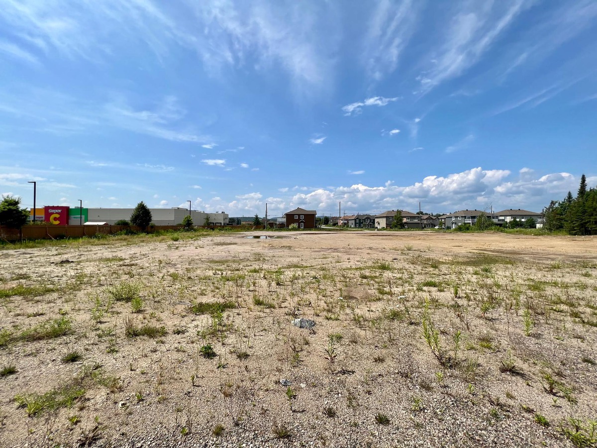 Terrain vacant à vendre Av. des Catherine SainteCatherinedela