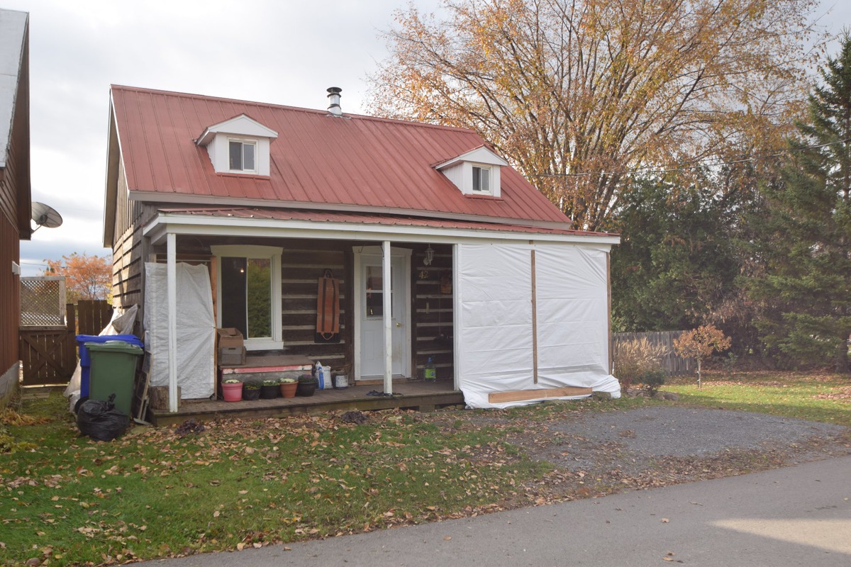 Maison à étages à vendre 42 Rue StLéon SaintChrysostome