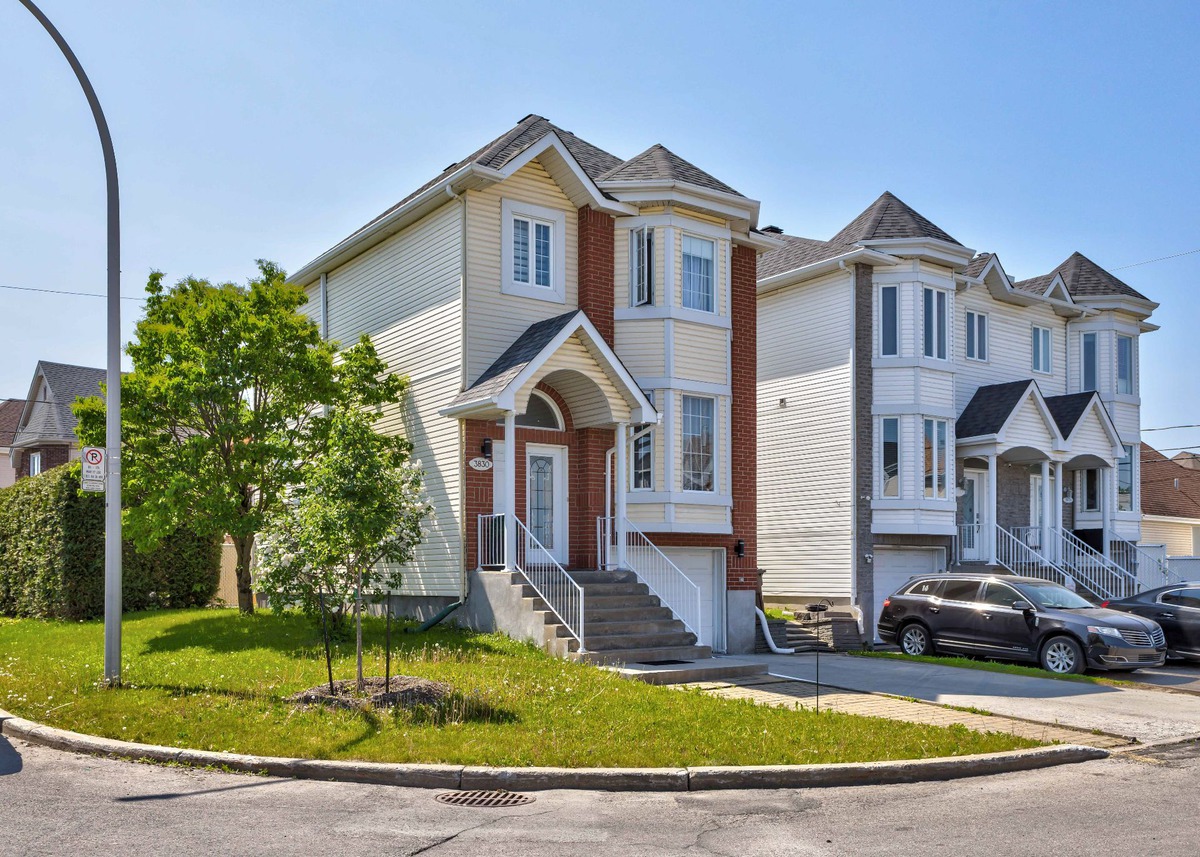 Maison à étages à vendre 3830 Rue Jourdain Laval (Fabreville)