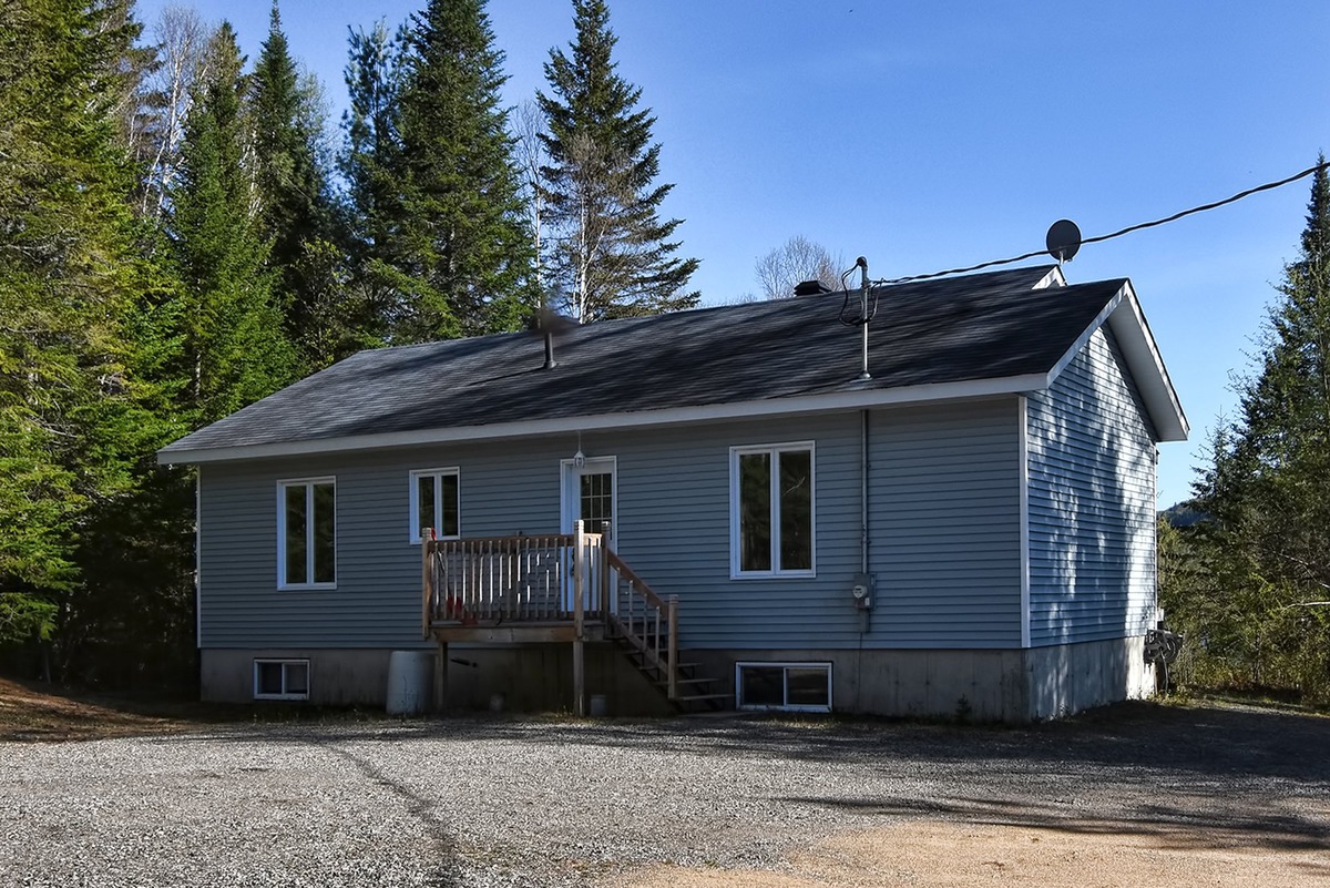 Maison de plainpied à vendre 100 Ch. du VieuxMoulin SainteÉmélie