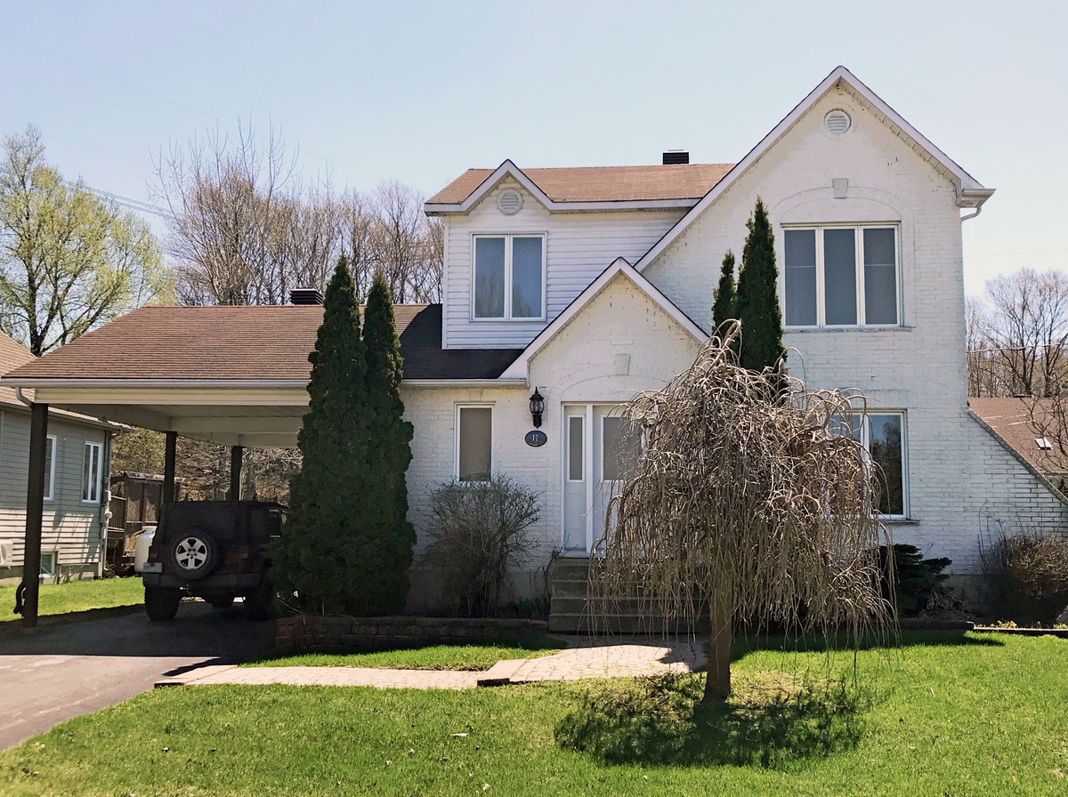 Maison à étages à vendre 11 Rue du Saule SalaberrydeValleyfield