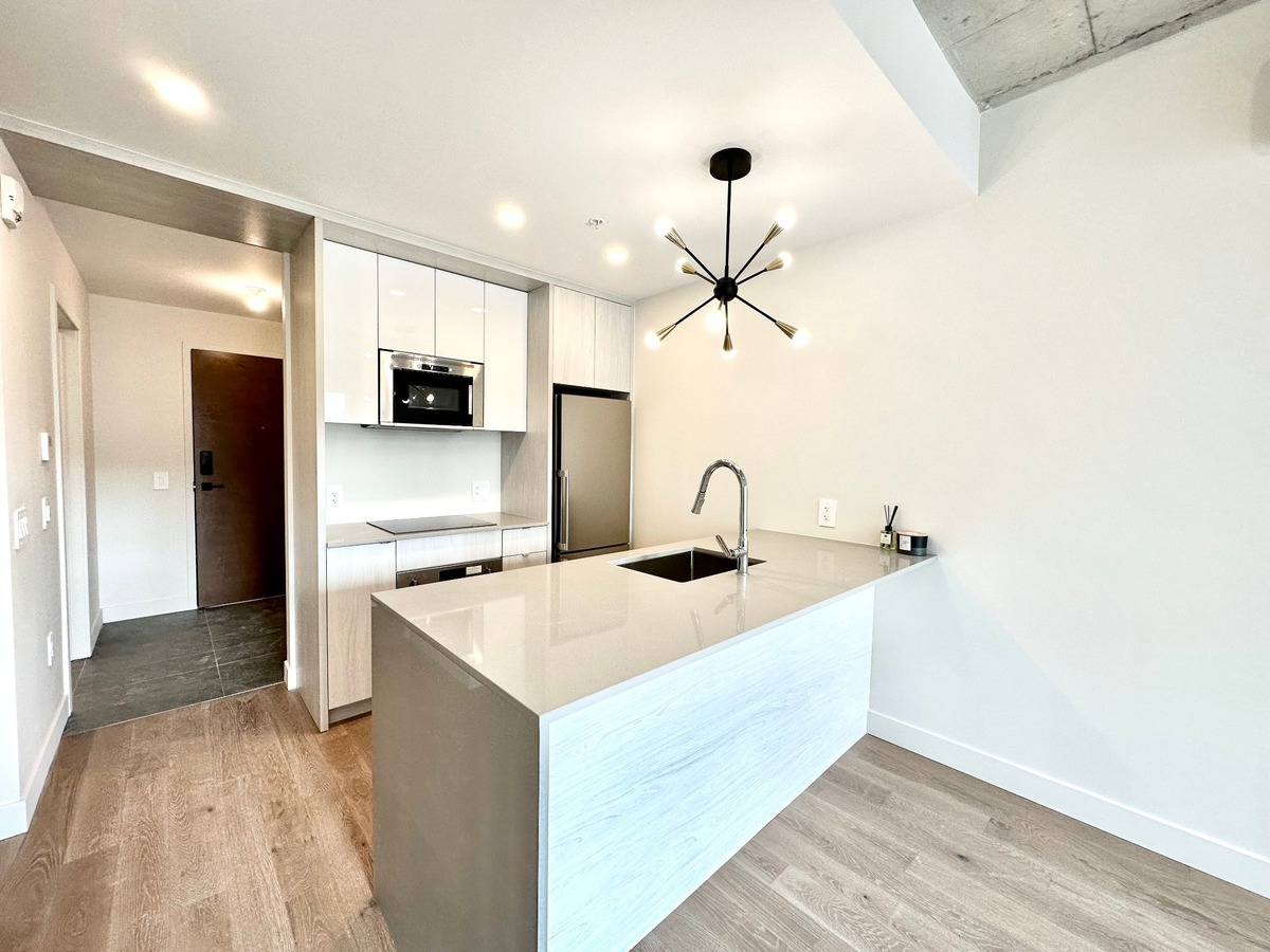 Apartment for rent 3000 Boul. Thimens, app. 522 Montréal (SaintLaurent)