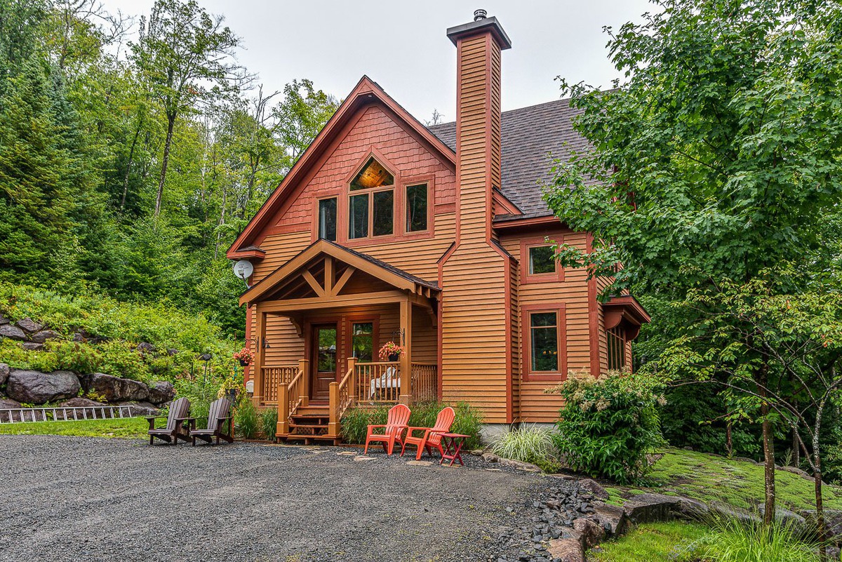 SOLD Oneandahalfstorey house for sale 555 Rue Morin SainteAdèle