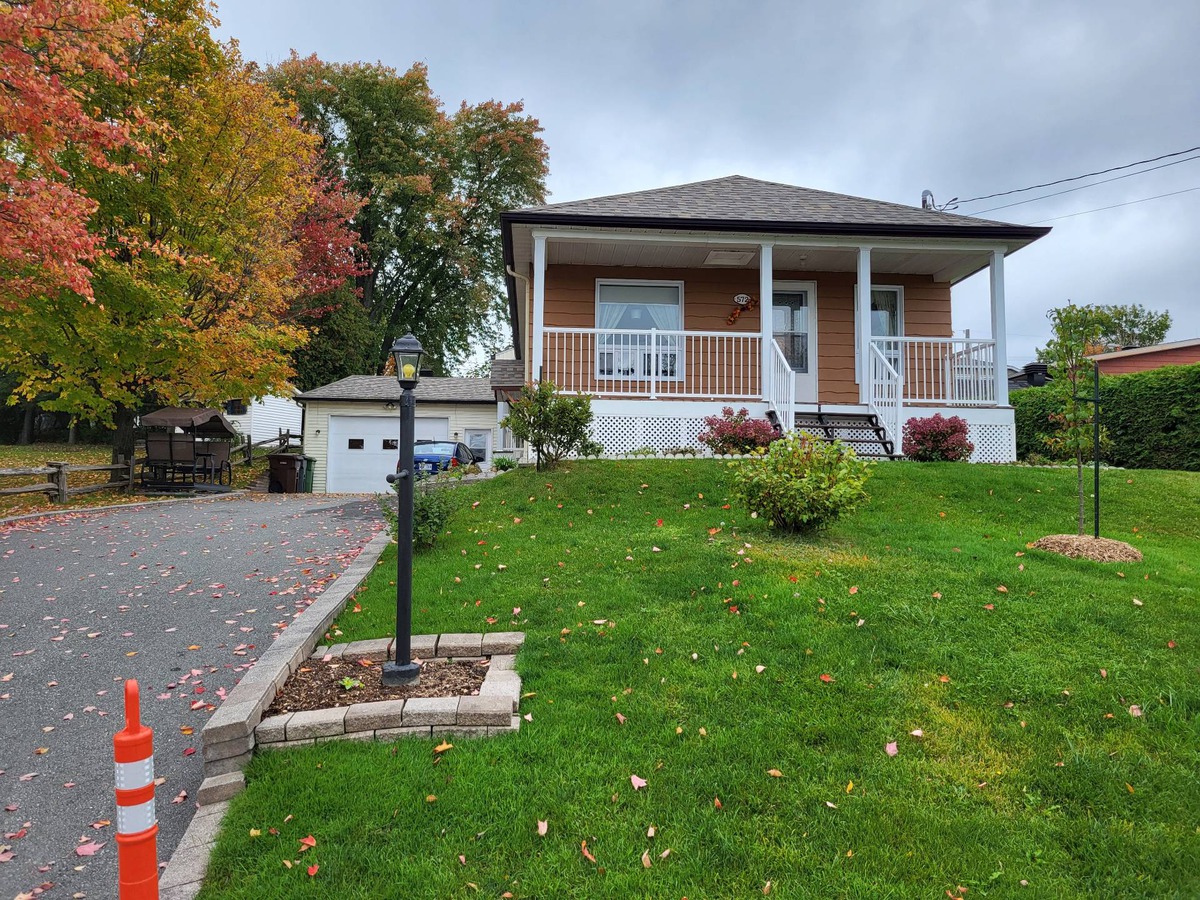 VENDU Maison de plainpied à vendre 572 Rue Taché Sherbrooke (Fleurimont)