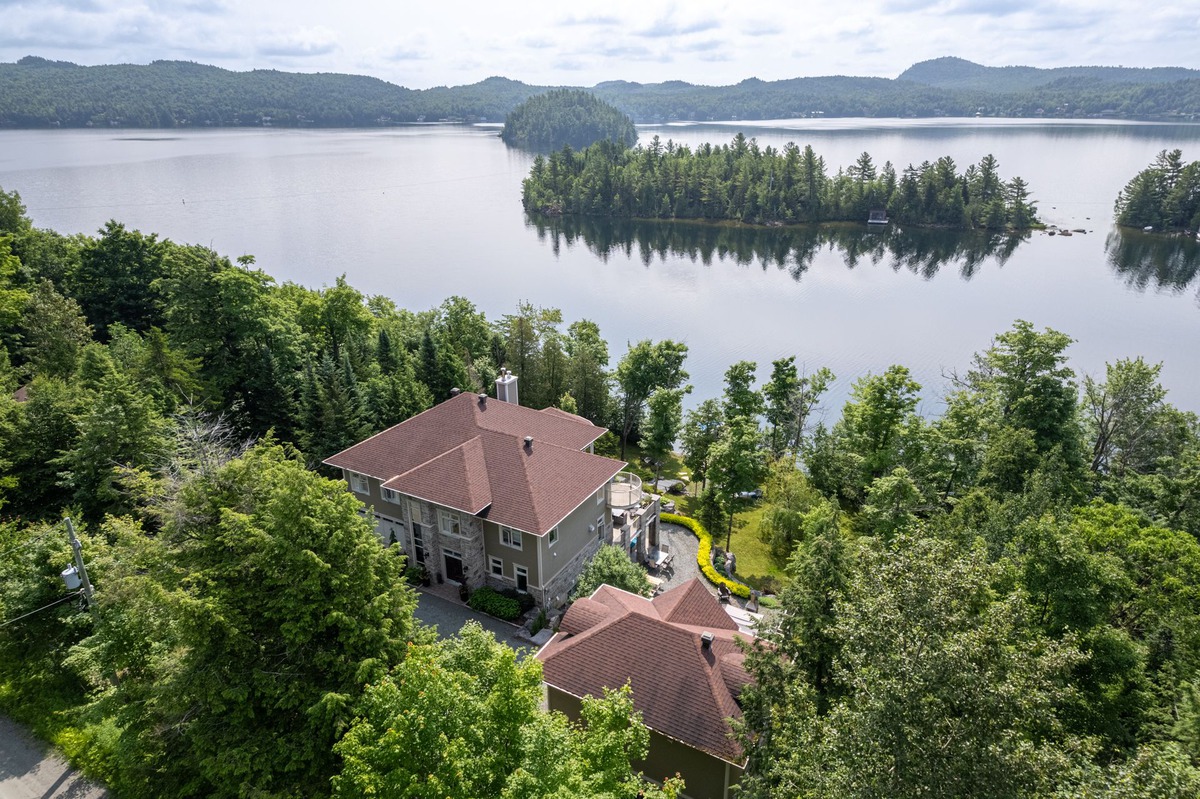 Maison à étages à vendre 101 Ch. du LacNicolet SaintsMartyrsCanadiens