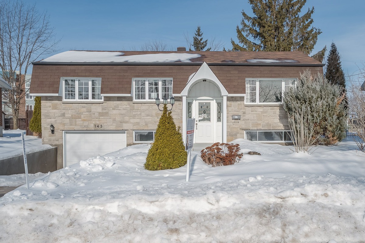 VENDU Maison de plainpied à vendre 143 Rue Pinault VaudreuilDorion