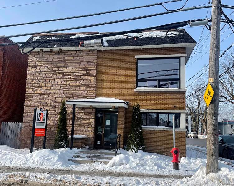 Location d'espace commercial/Bureau à louer 614 Rue (St