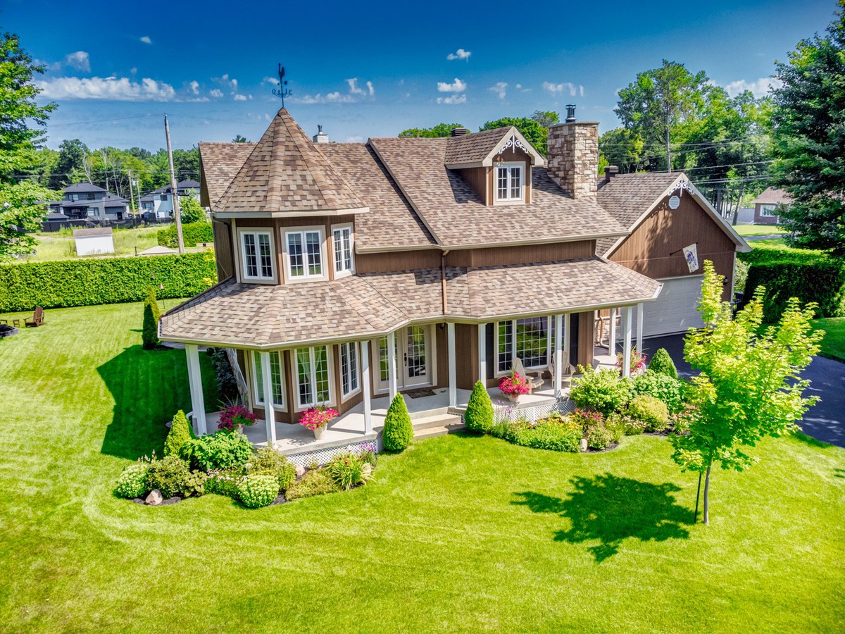 VENDU Maison à étages à vendre 1955 Rue Chatelle SorelTracy