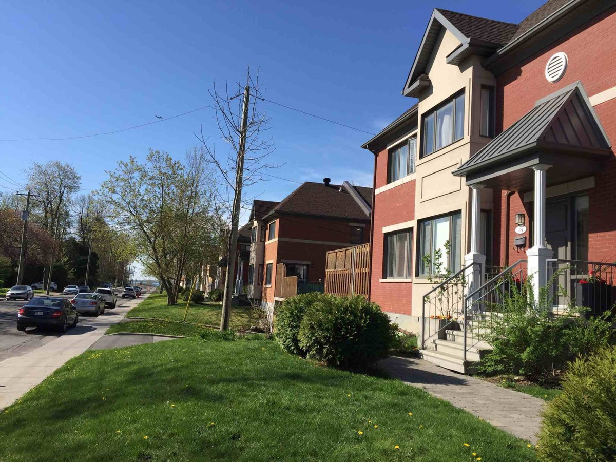 Maison à étages à vendre 38A Boul. des Sources PointeClaire