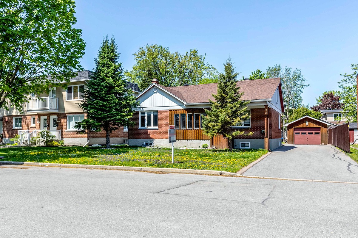 Bungalow for rent 195 Rue StJoseph VaudreuilDorion