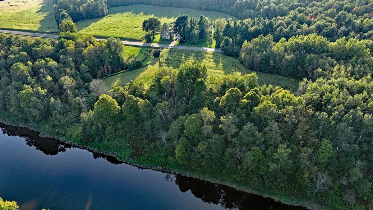 Fermette à vendre 1295 Rg StJoseph SainteBrigittedesSaults