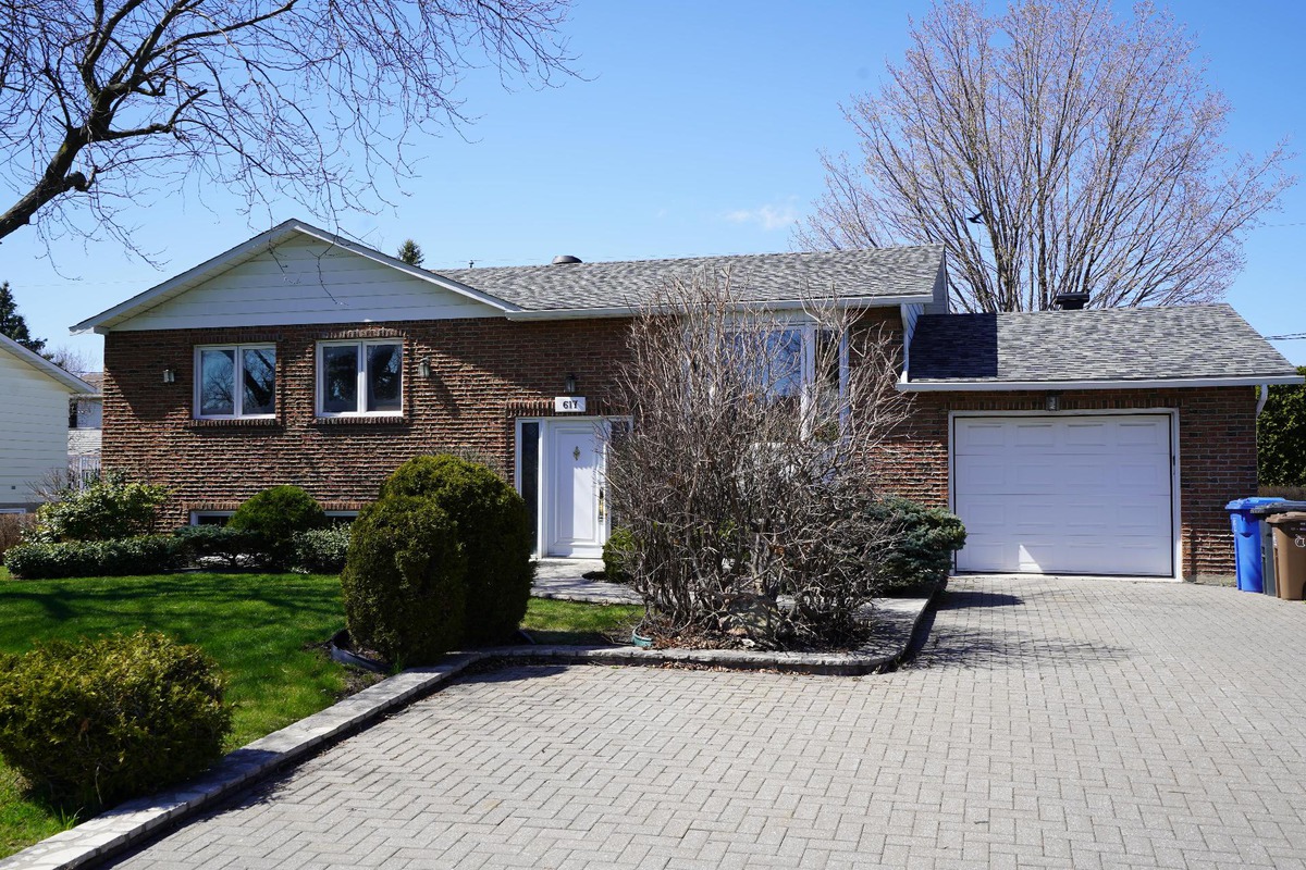 VENDU Maison de plainpied à vendre 617 Rue SamuelDe Champlain Boucherville
