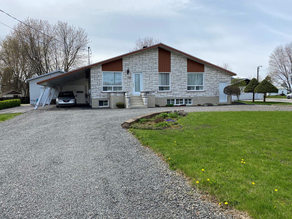 VENDU Maison de plainpied à vendre 1295 Rue Principale SainteUrsule