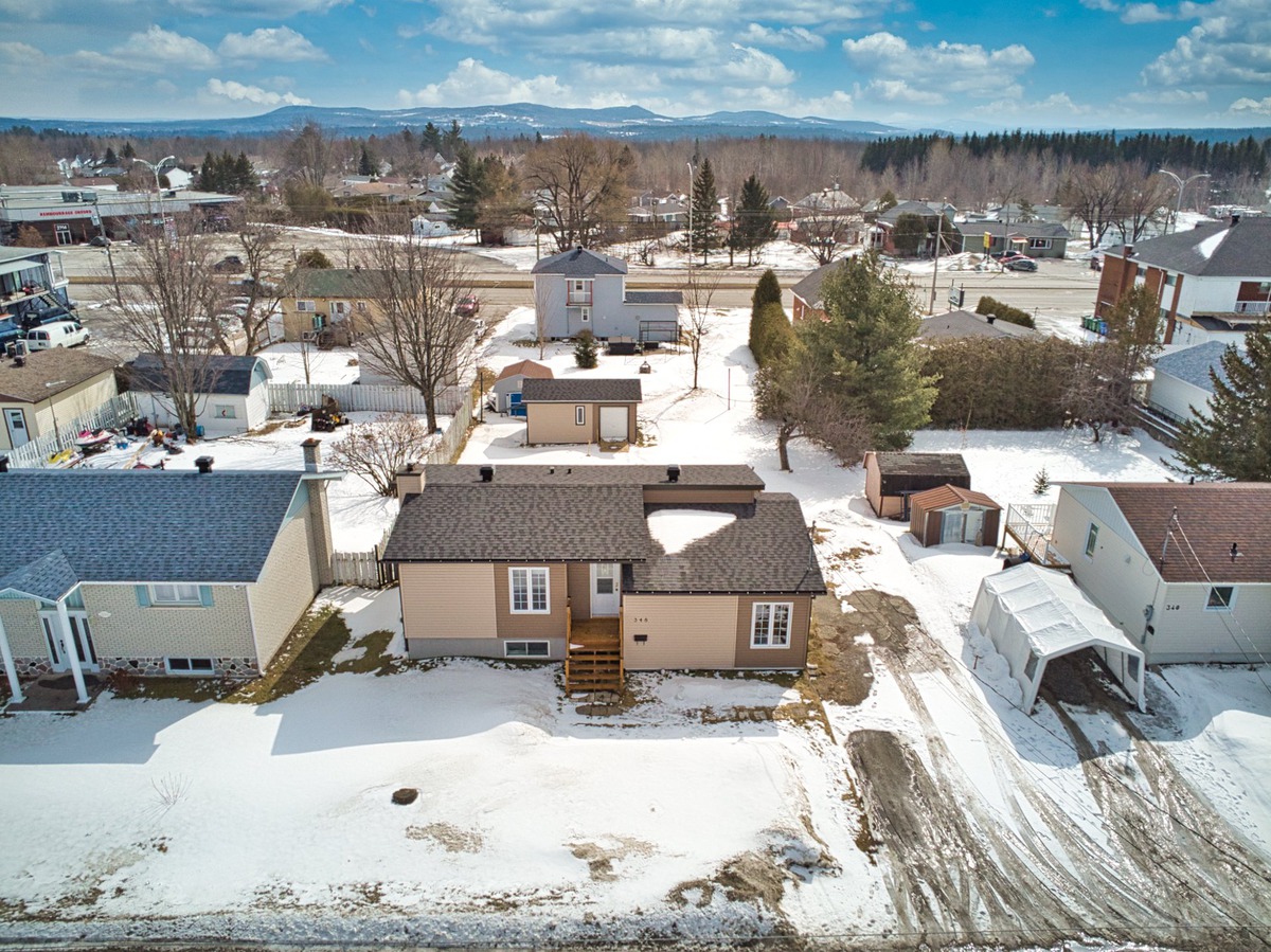 VENDU Maison de plainpied à vendre 348 Rue PieXII N. Magog