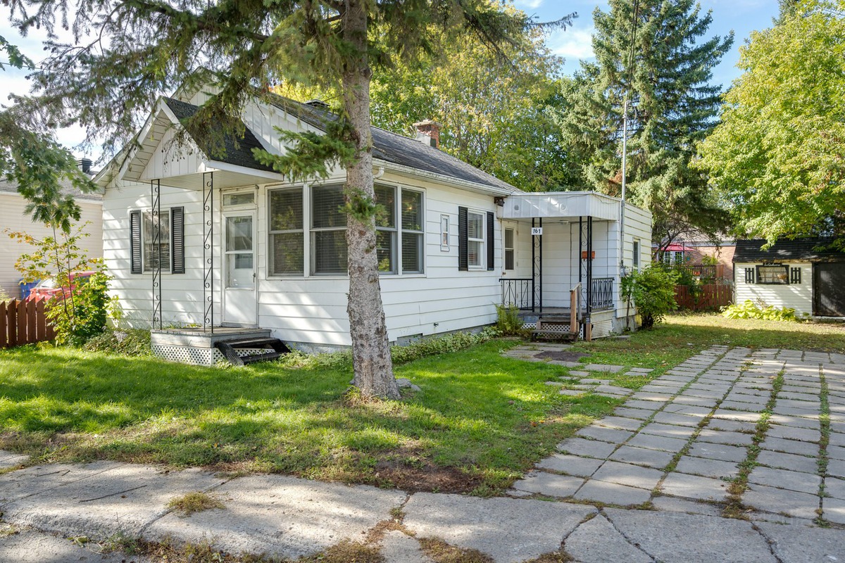 Maison de plainpied à vendre 161 Rue Brodeur VaudreuilDorion
