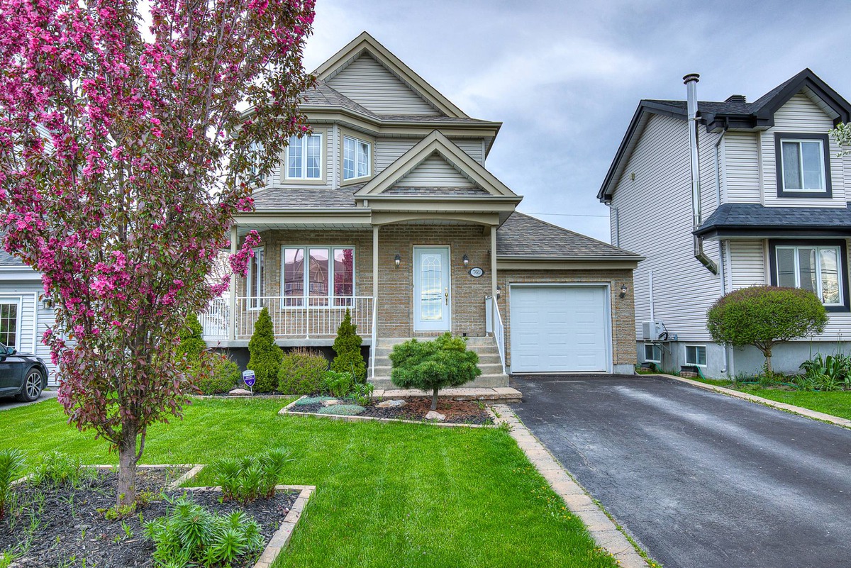 Two or more storey for sale 761 Rue Valois VaudreuilDorion