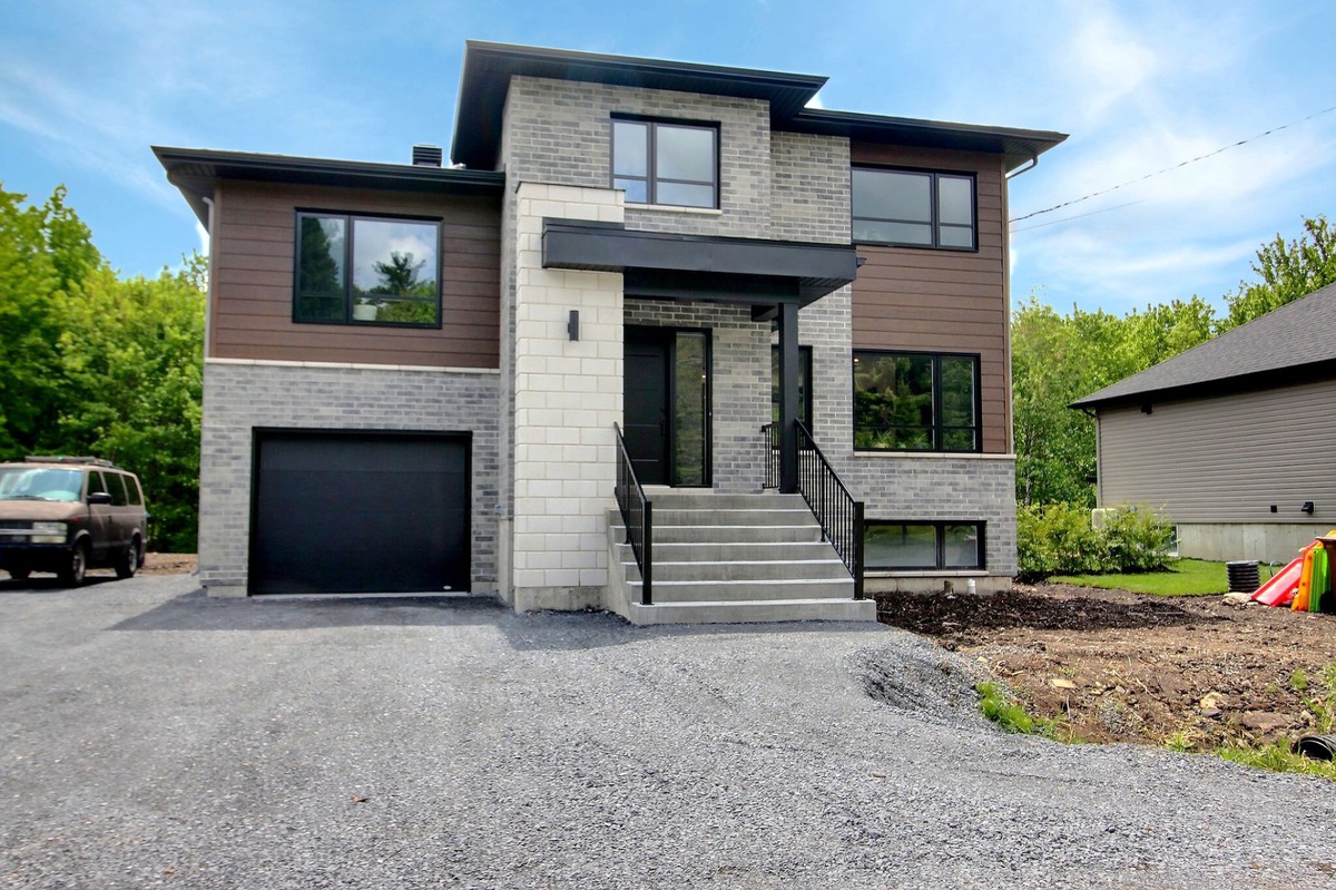 Maison à étages à vendre 277 51e Rue O. VeniseenQuébec