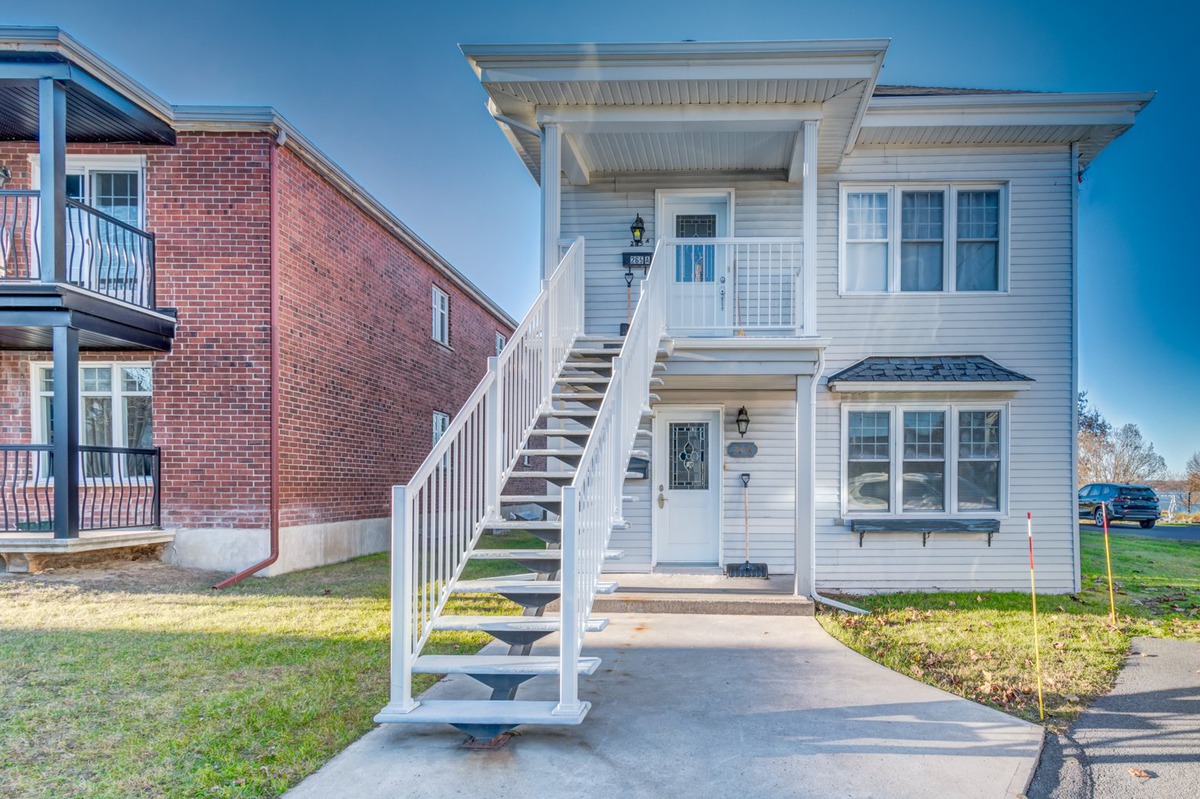 Duplex à vendre 265 265A Rue SorelTracy
