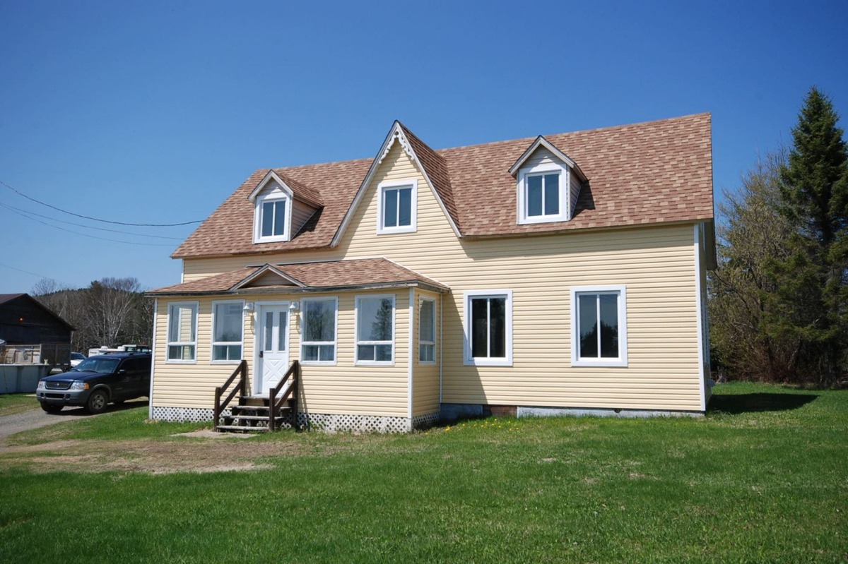 Maison à étages à vendre Chandler, Gaspésie/IlesdelaMadeleine