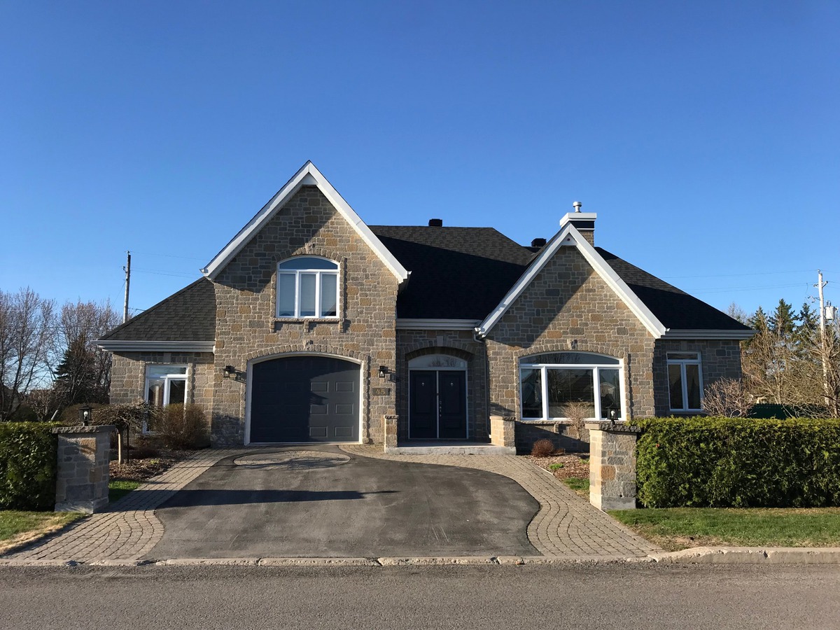 Maison à un étage et demi à vendre 45 Rue des Coquelicots SaintRoch