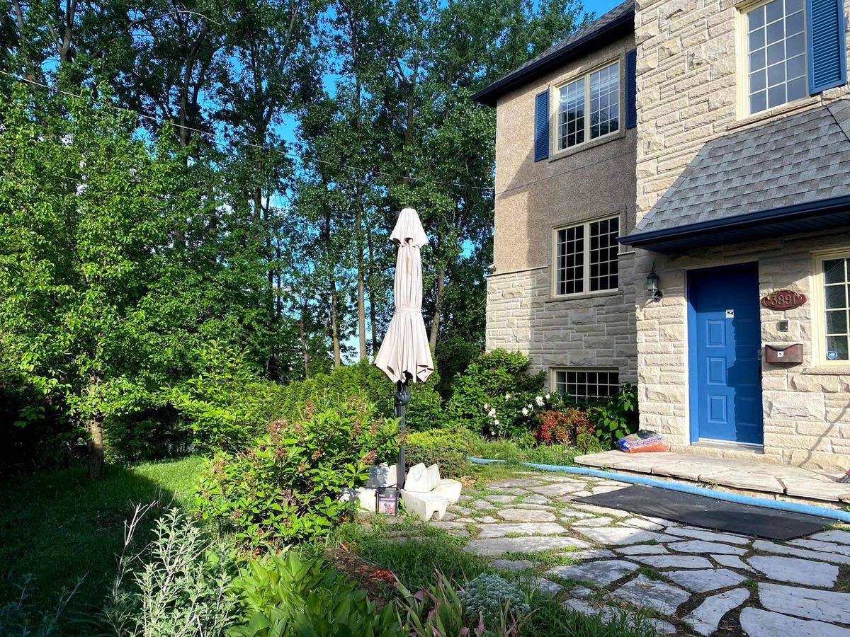 Maison à étages à vendre 3891 Rue StMathieu Laval (Fabreville)