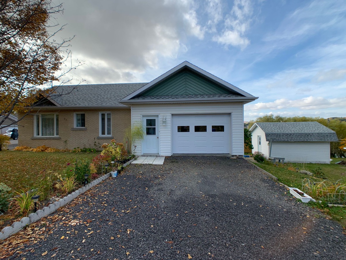 VENDU Maison de plainpied à vendre 53 Rue Frontenac Amqui